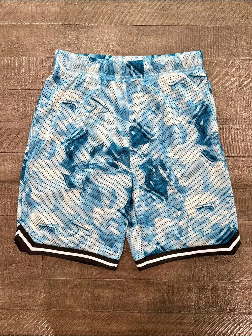 Old Navy Boys Baskeball Shorts Size XL 14/16